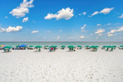 🦩Book Me Baby! Gulf-Front Condo With Sweeping Views 🦩