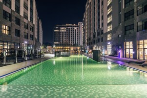 Piscina externa sazonal