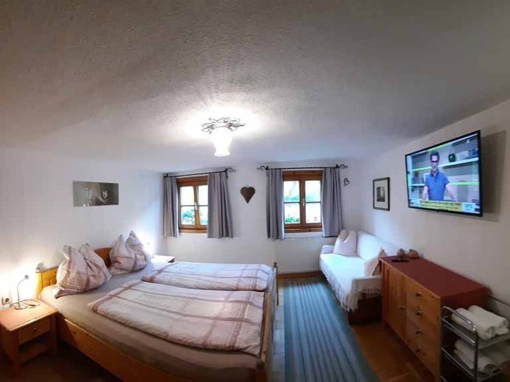 2 bedrooms, bed sheets