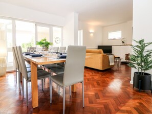 Cottage | Living room - 5 Sea Way (Bognor Regis)