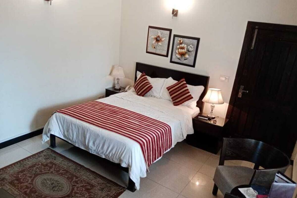 Standard Single Room