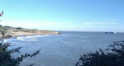 HOUSE GARDEN BEACHES WALKS