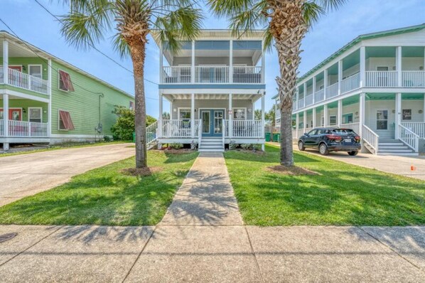 House, 4 Bedrooms | Exterior