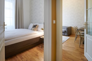 Apartment, 2 Bedrooms, Balcony