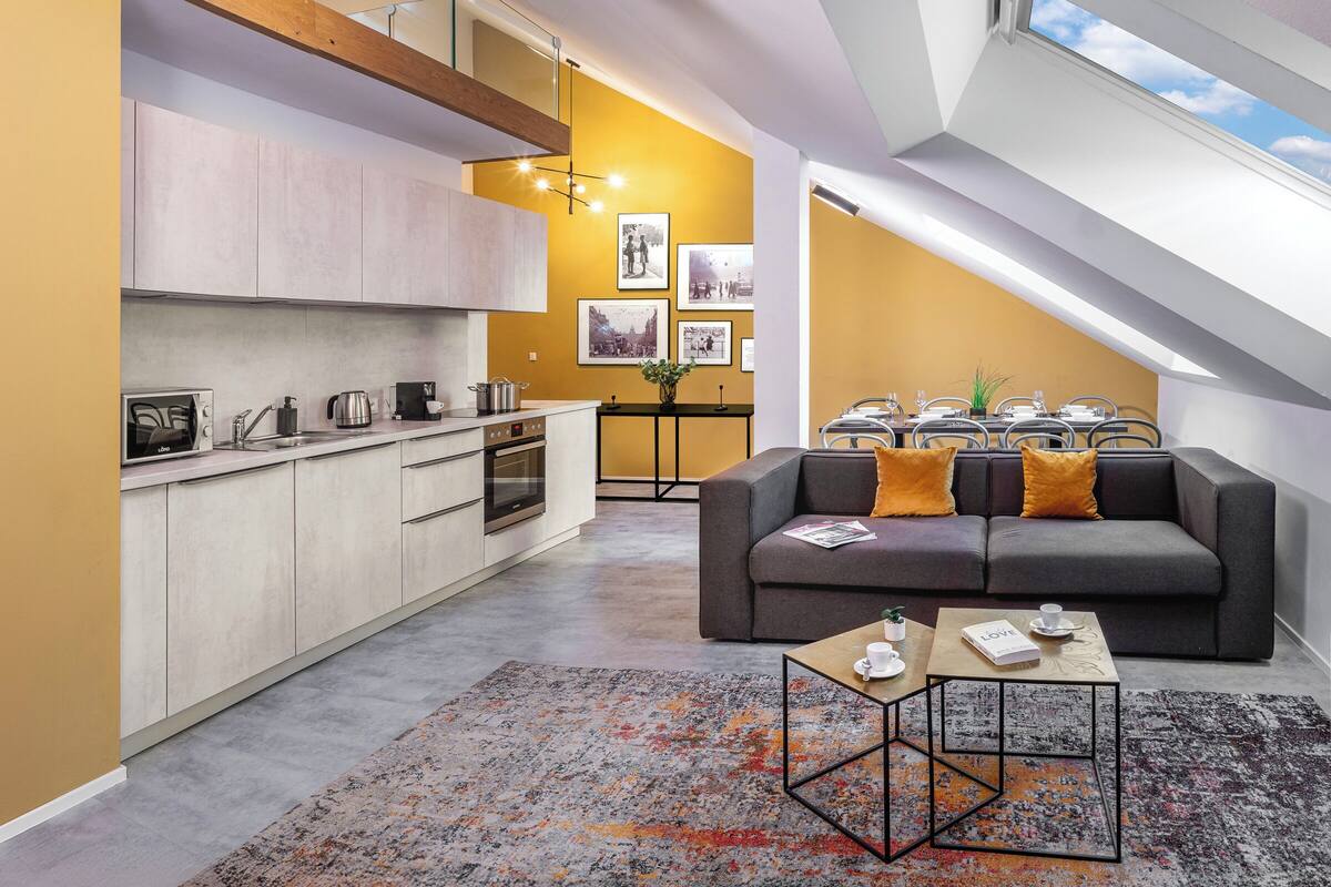 Duplex superluxo, 3 quartos | Área de estar | TV de tela plana