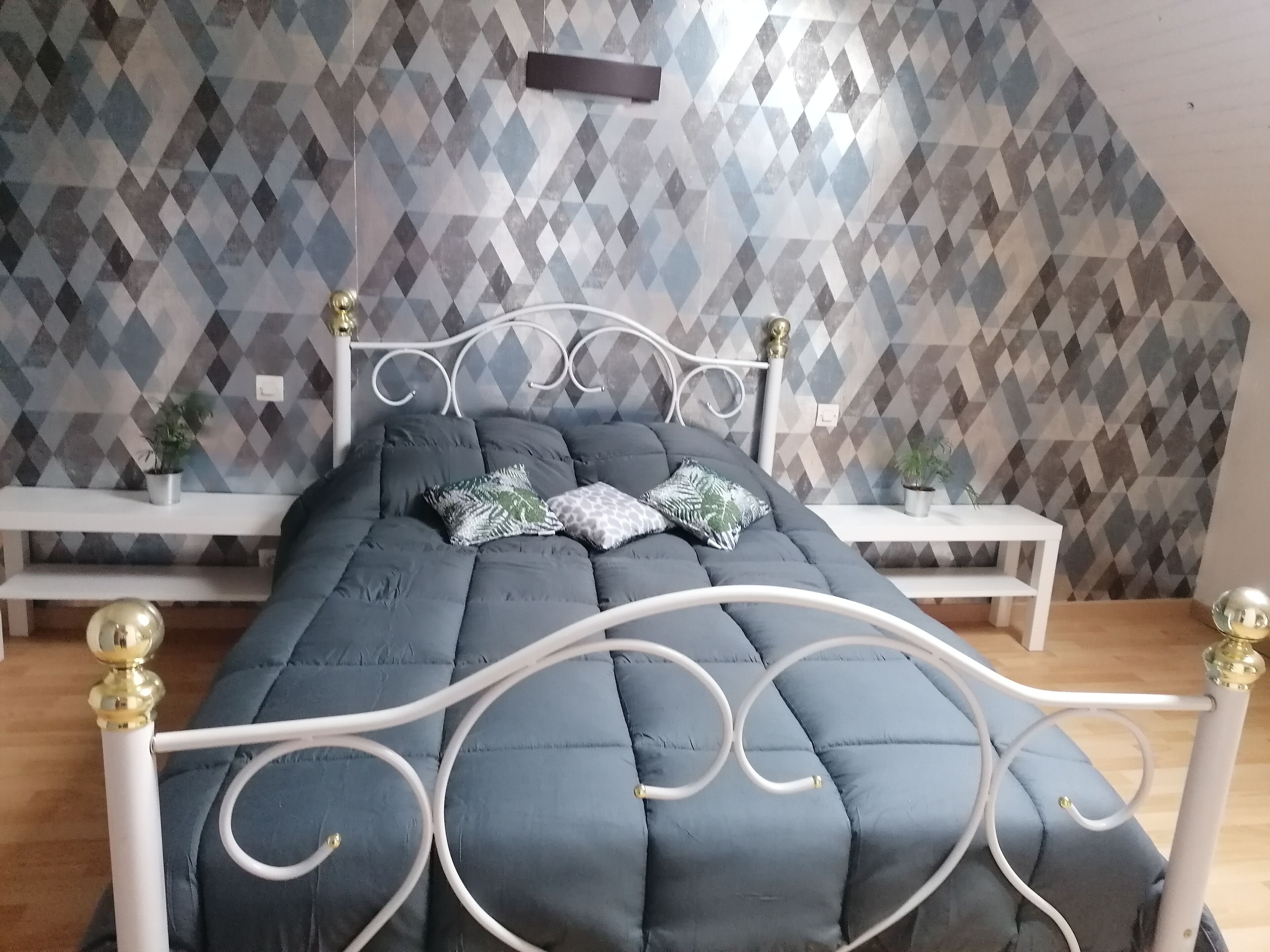 3 bedrooms, travel cot, free WiFi