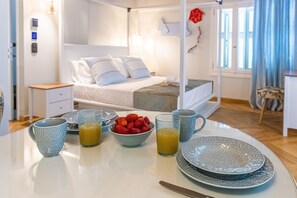 Luxury Studio Suite - Ipelhome Plaka Boutique Apartments (Athens)
