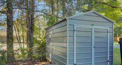 Sugar Shack Downtown Brevard Pets OK, Fire Pit, Fenced Yard, Bike Storage, Free Biltmore Pass