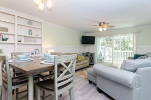 Smart TV, DVD player