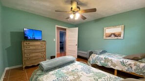 4 bedrooms, iron/ironing board, free WiFi, bed sheets - Cuddlefish 4 bedrooms, 3 bathrooms (Jekyll Island)