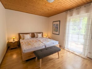 1 bedroom, WiFi, bed sheets