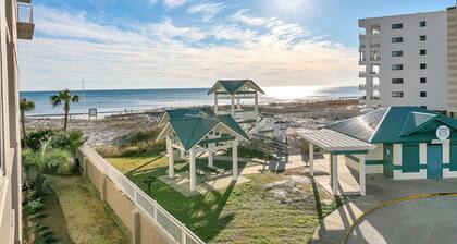 Gulf Front 2 Bed 2 Bath Sleeps 6~Perfect Sunsets~Free Passes to Excursions