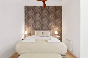 2 habitaciones, escritorio, tabla de planchar con plancha y wifi