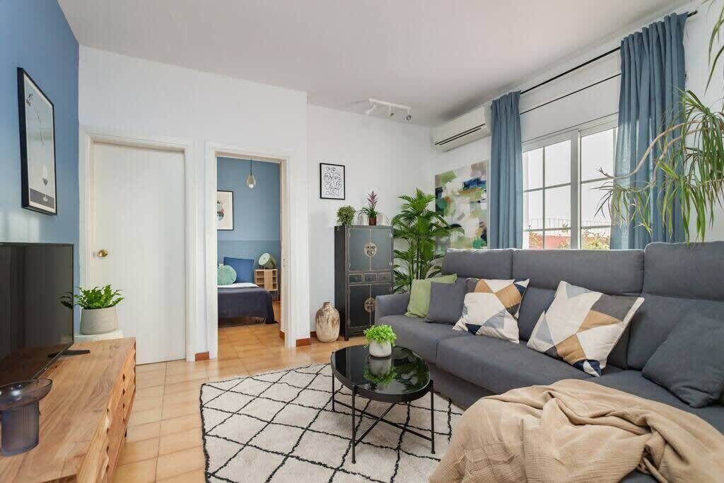 2 slaapkamers, een bureau, een strijkplank/strijkijzer, wifi