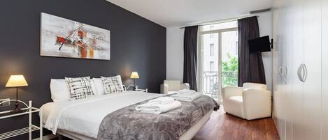 3 chambres, bureau, fer et planche à repasser, Wi-Fi