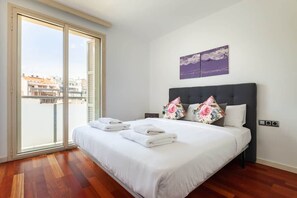 10 soverom, skrivebord, strykejern/-brett og wi-fi