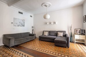 Télévision, espaces bureaux