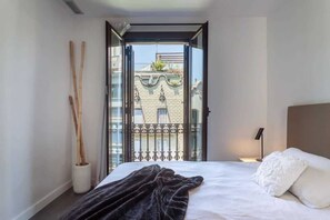 3 soverom, strykejern/-brett, wi-fi og sengetøy