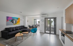 TV - Villa Brela Apartment 1 (Brela)