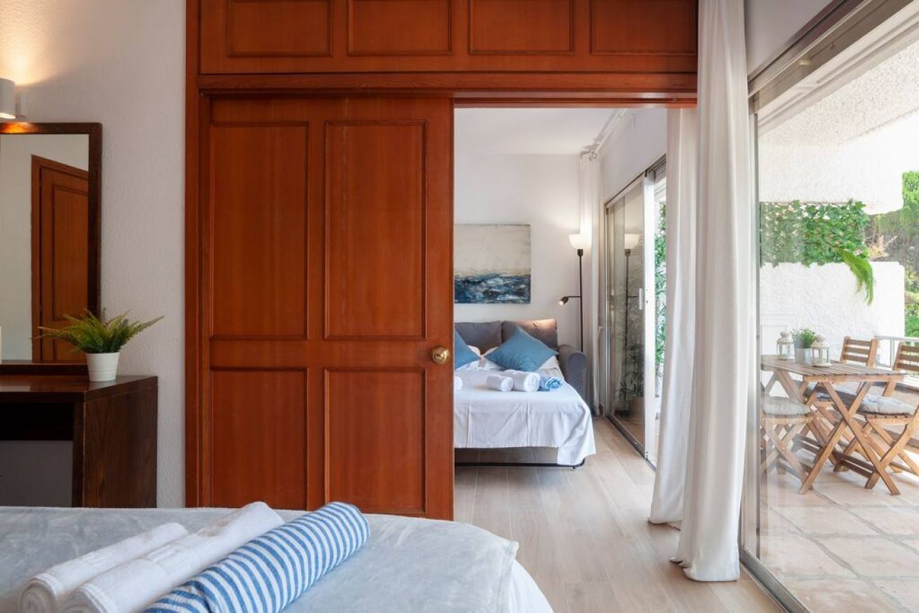 1 chambre, fer et planche à repasser, lit parapluie, Wi-Fi gratuit