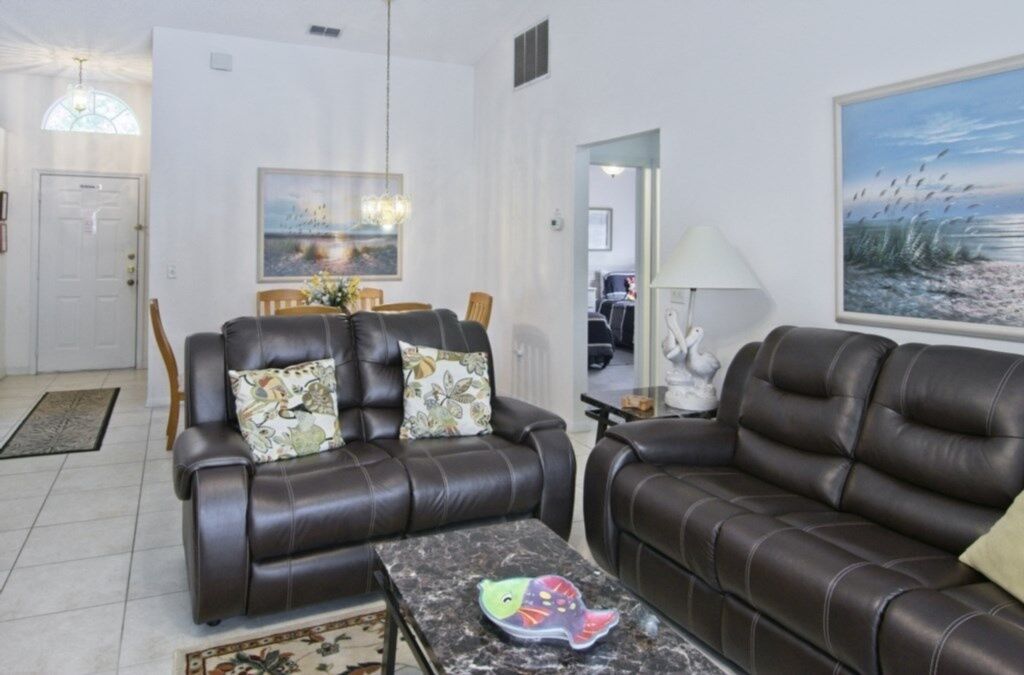 Nhà, 3 phòng ngủ | Khu phòng khách | TV 