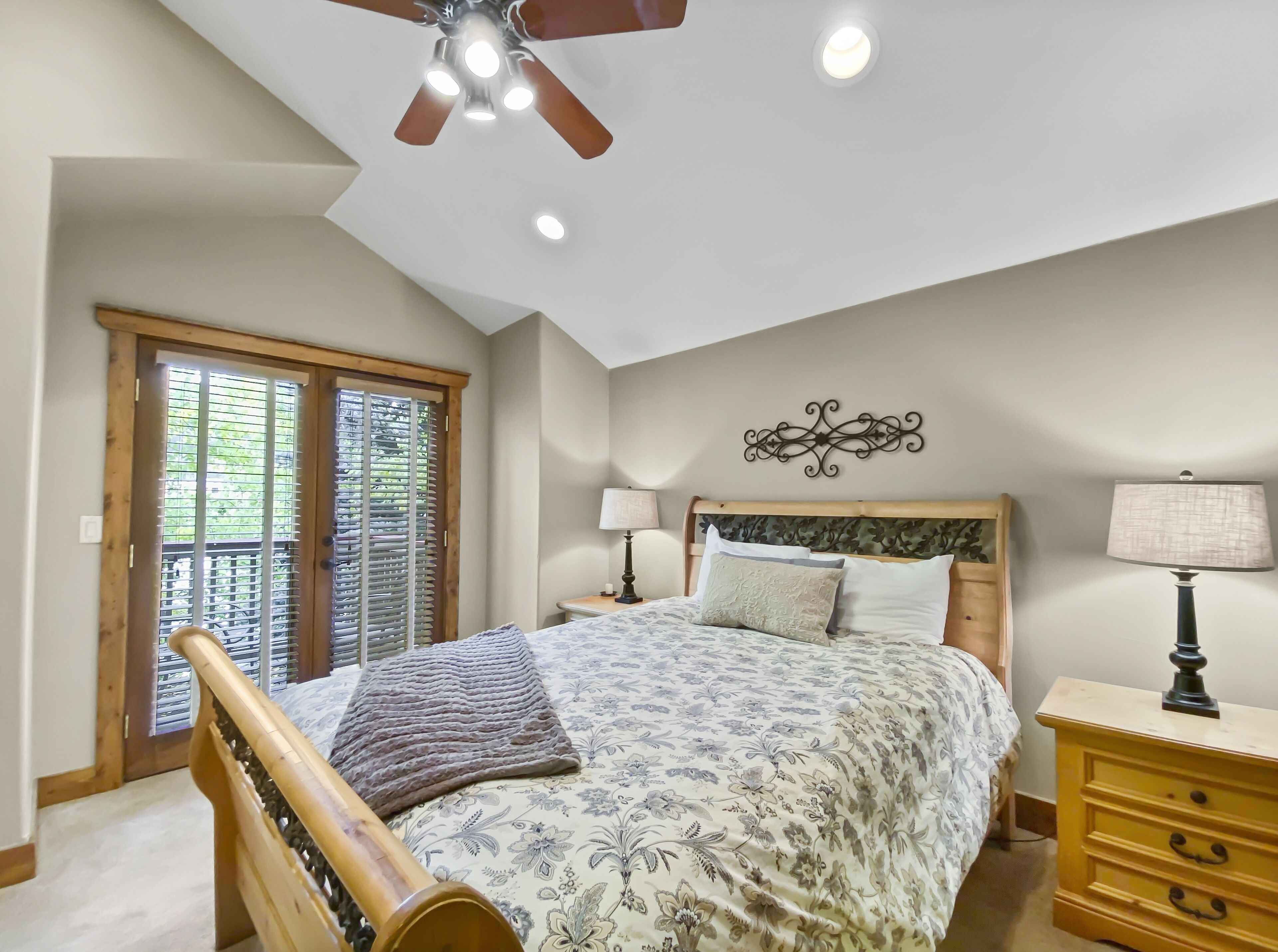 Townhome, 2 Bedrooms | 2 bedrooms, laptop workspace, iron/ironing board, free WiFi