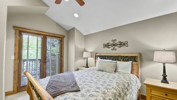 Townhome, 2 Bedrooms | 2 bedrooms, laptop workspace, iron/ironing board, free WiFi