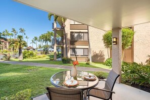 Kondominium, 1 kamar tidur | Tempat makan outdoor