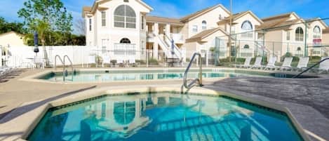 Condo, 3 phòng ngủ | Hồ bơi