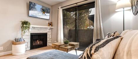 スマートテレビ、暖炉