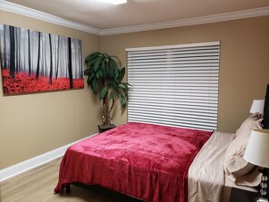 4 Schlafzimmer, kostenloses WLAN, Bettwäsche
