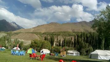 숙박 시설 구내