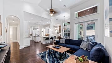 TV connectée, livres, chaßne hi-fi