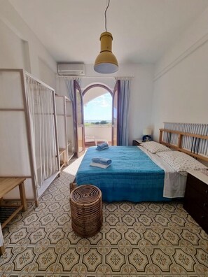 4 多间卧室、熨斗/熨衣板、旅行婴儿床、免费 WiFi