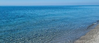 [SEA VIEW] On three floors with garden