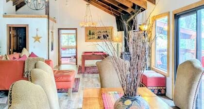 Timberhaus - 6 BR, Hot Tub, Grill & Pool Table!