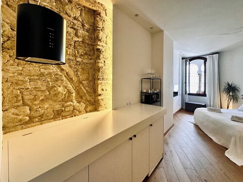 Hotel Boutique La Ermita Suites, The Only officially designated "Monument Hotel" in Córdoba (3)