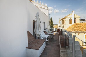 Atico con terraza privada y vistas | Terraza o patio