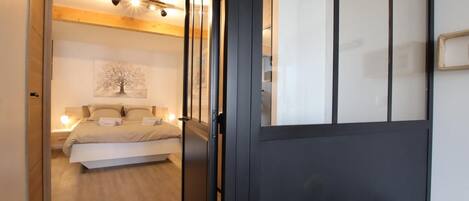 1 quarto, ferros/tábuas de passar roupa, Wi-Fi de cortesia