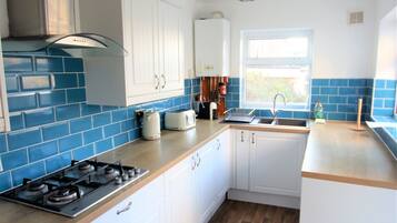 Classic House, Private Bathroom | Shared kitchen