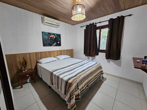 4 bedrooms, free WiFi, bed sheets - Beautiful and cozy house on Pipa beach, perfect for friends and family. (RN)
