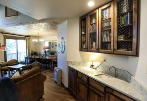 Interior - Epic Mountain Views! 2 Miles North of Purgatory! Heated Pool ! (Durango)