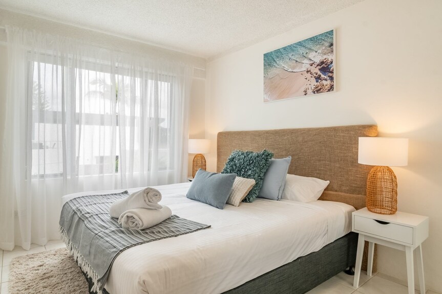 This Stunning Apartment Is Deceptively Spacious And Beautifully Appointed - Ballina