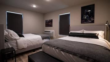 1 bedroom, desk, free WiFi, bed sheets