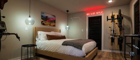 2 habitaciones, escritorio, wifi gratis y ropa de cama