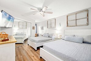 2 bedrooms, desk, iron/ironing board, free WiFi