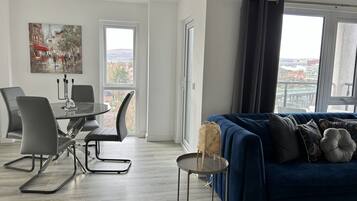 Deluxe appartement, privébadkamer | Lounge