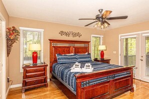 3 slaapkamers, een bureau, een strijkplank/strijkijzer, gratis wifi