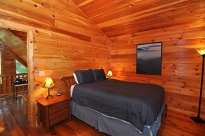 4 bedrooms, iron/ironing board, travel crib, free WiFi