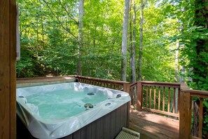 Bain à remous extérieur